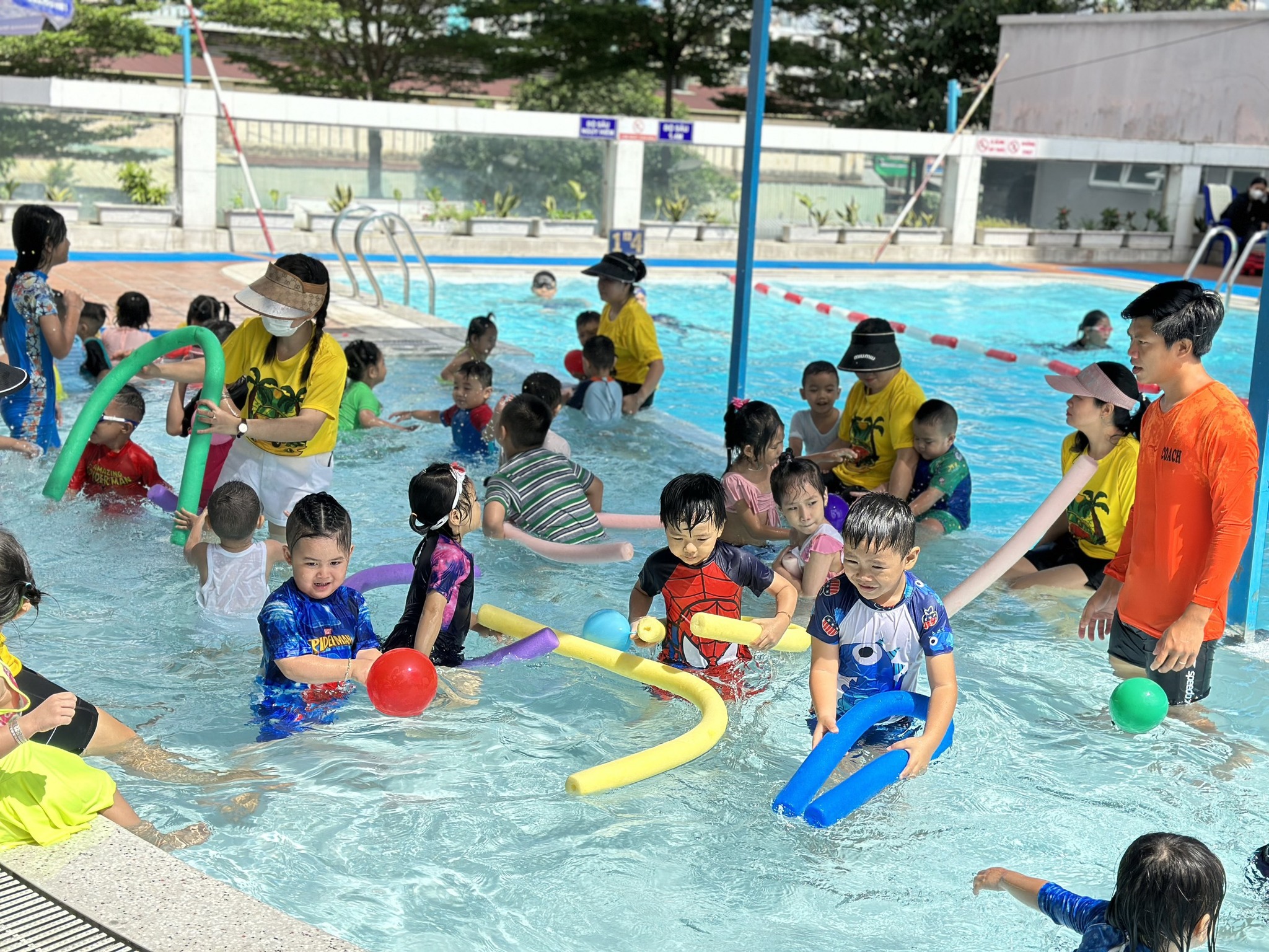 Thông tin liên hệ và đăng ký khóa học tại Giáo dục bơi lội Bình Tân  ✅